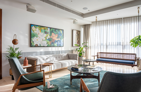 residential studio untag