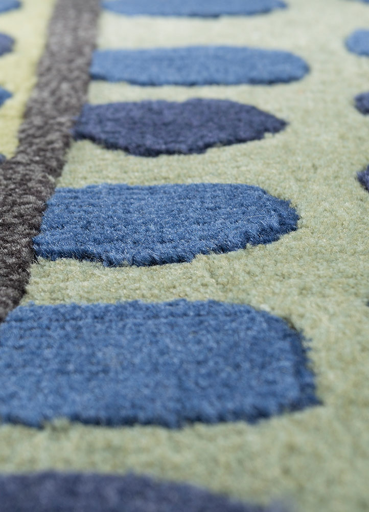 jaanwar blue wool hand knotted Rug - CloseUp