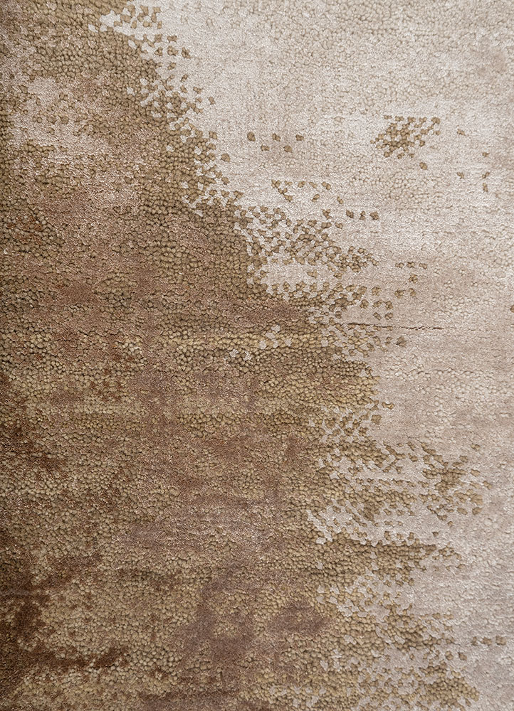 entropy ivory wool and bamboo silk hand knotted Rug - CloseUp