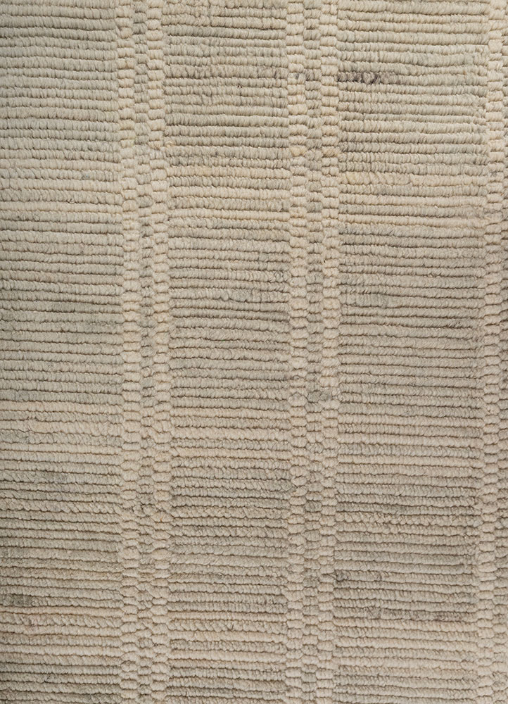 saga green wool hand loom Rug - CloseUp