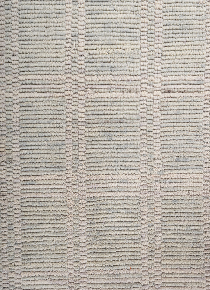 saga blue wool hand loom Rug - CloseUp