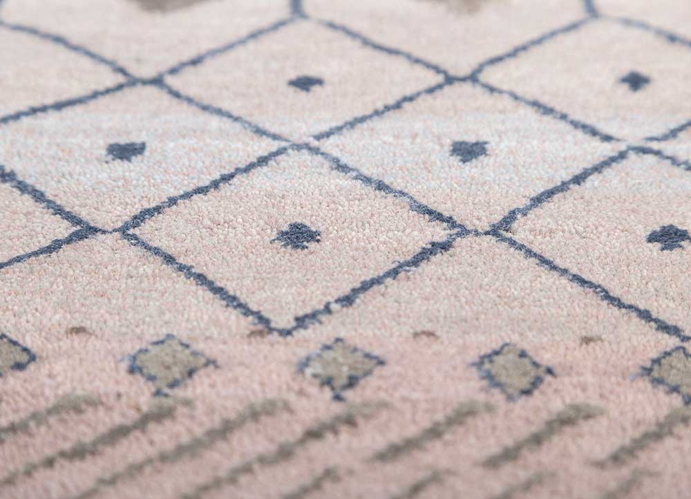 manchaha pink and purple wool and bamboo silk hand knotted Rug - CloseUp