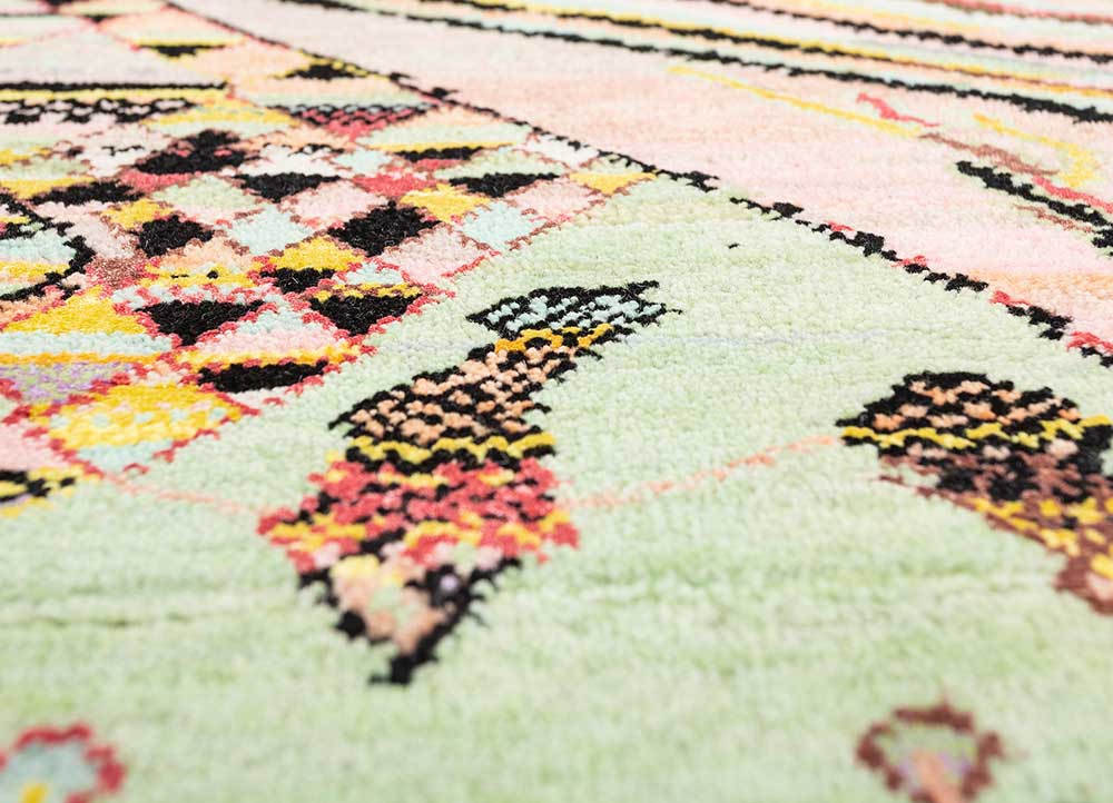 manchaha grey and black wool and bamboo silk hand knotted Rug - CloseUp