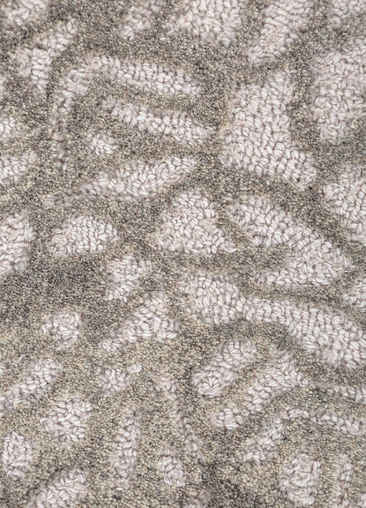 pathways ivory wool hand tufted Rug - CloseUp