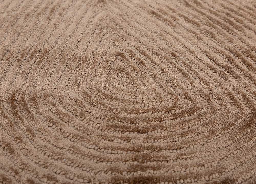 cera gold viscose hand tufted Rug - CloseUp