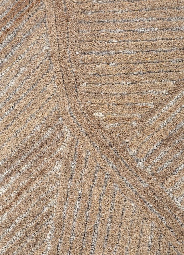 pathways beige and brown wool hand tufted Rug - CloseUp