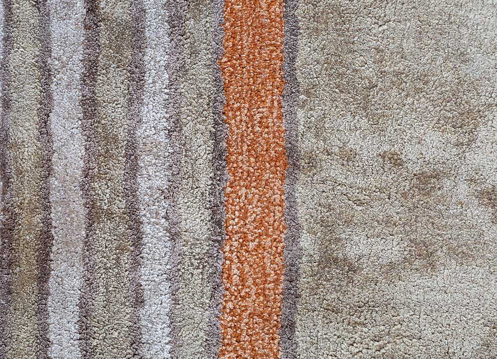 come around red and orange viscose hand tufted Rug - CloseUp