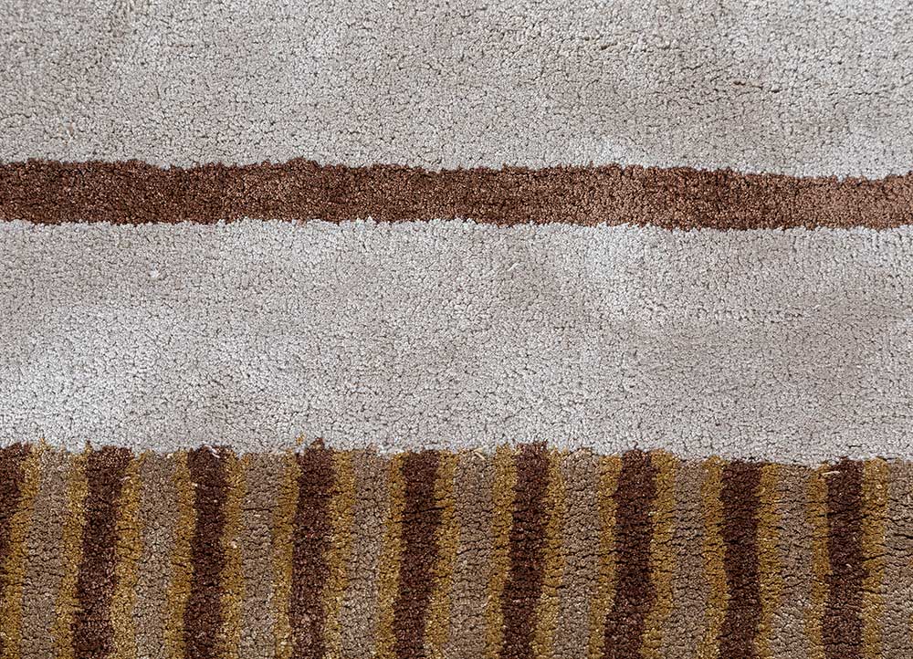 come around beige and brown viscose hand tufted Rug - CloseUp