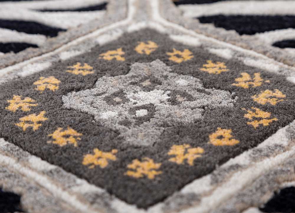 wild wanderlust ivory wool and viscose hand tufted Rug - CloseUp