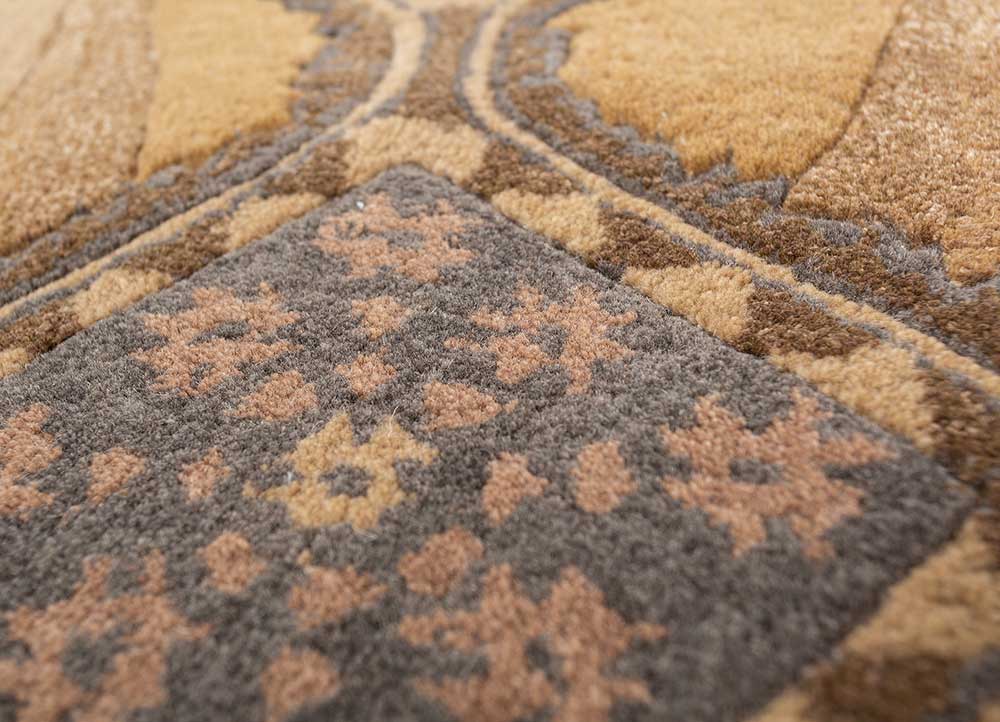 wild wanderlust ivory wool and viscose hand tufted Rug - CloseUp