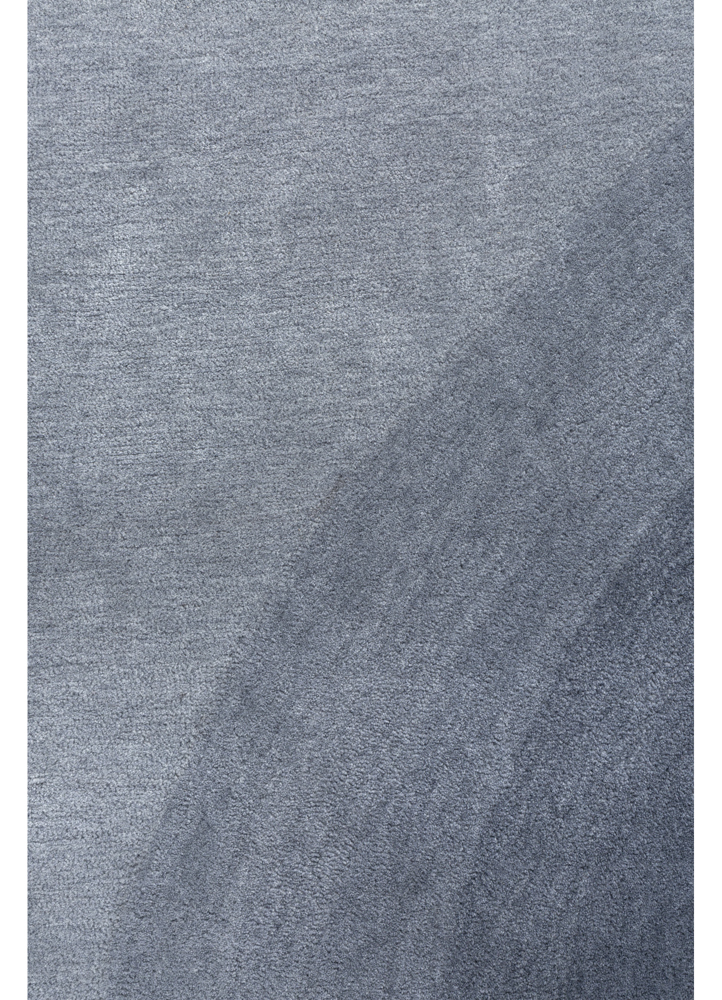 chroma blue wool hand tufted Rug - CloseUp