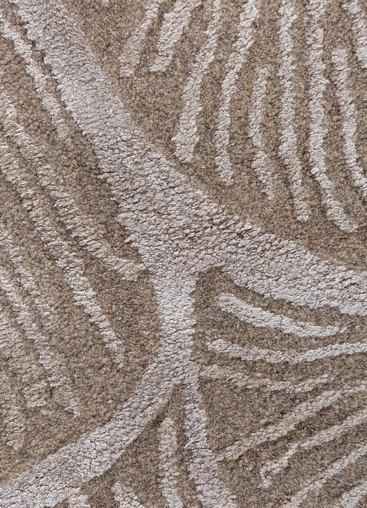 aurelia beige and brown wool and viscose hand tufted Rug - CloseUp
