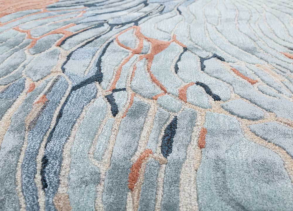 aurelia blue wool and viscose hand tufted Rug - CloseUp
