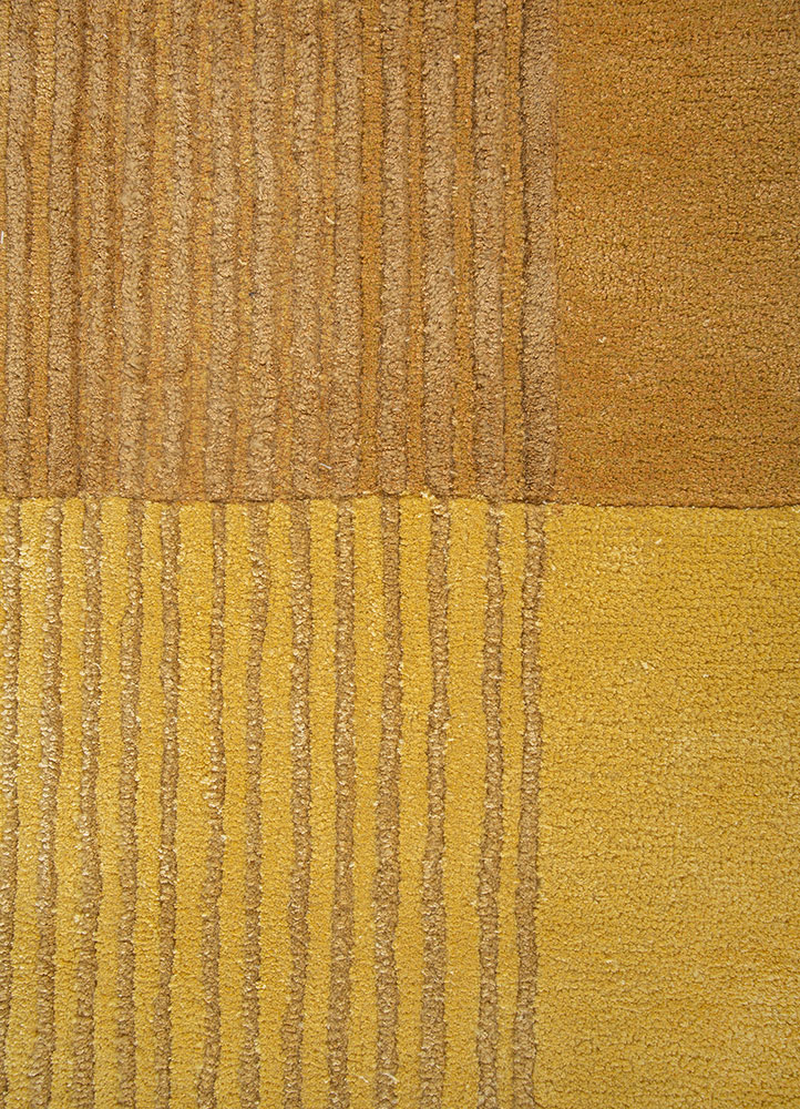 caliedo gold wool and viscose hand tufted Rug - CloseUp