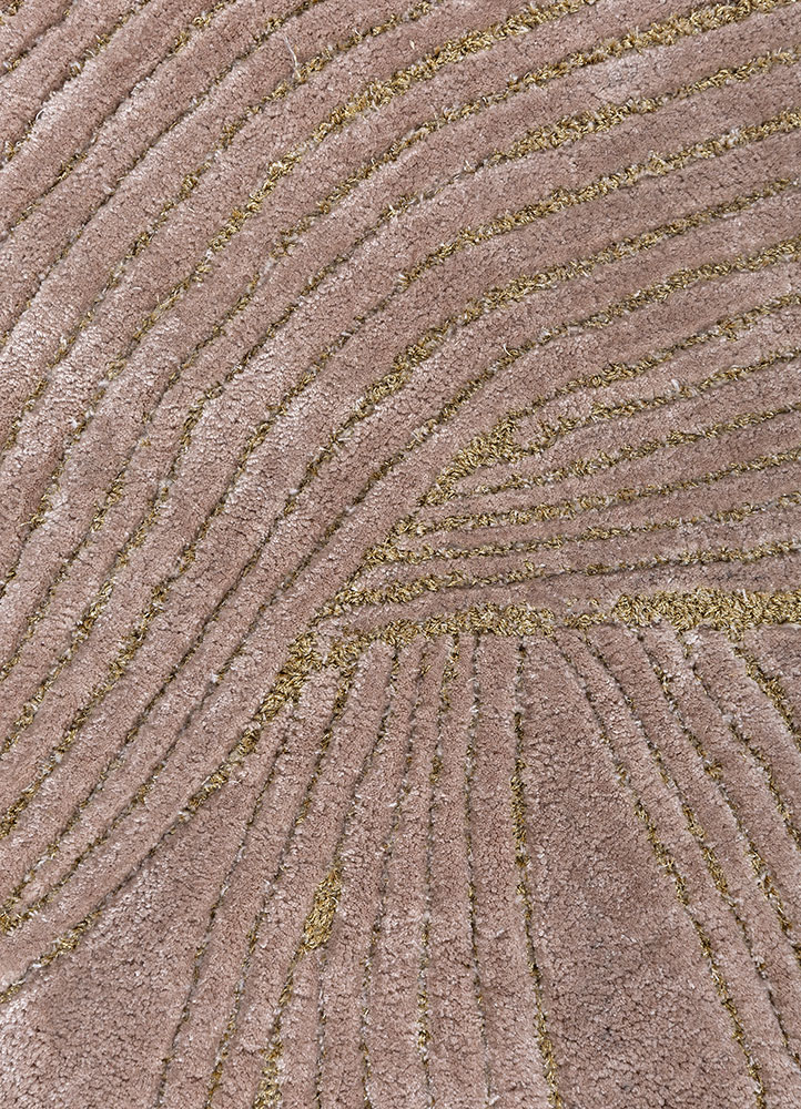 infini beige and brown viscose hand tufted Rug - CloseUp