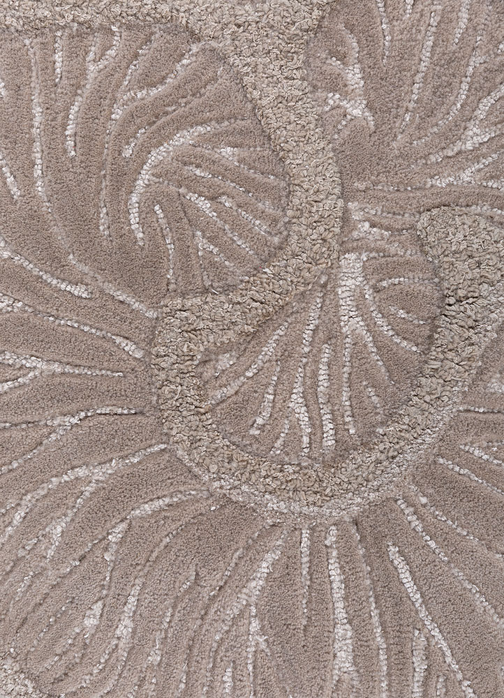 aurelia ivory wool and viscose hand tufted Rug - CloseUp
