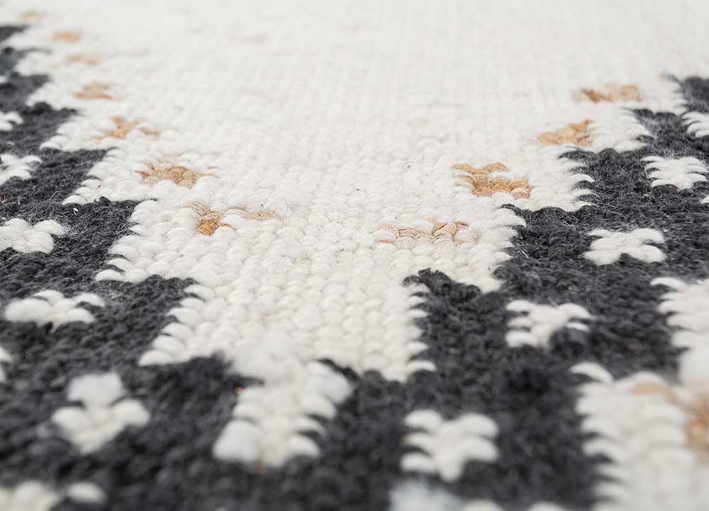atelier ivory wool flat weaves Rug - CloseUp