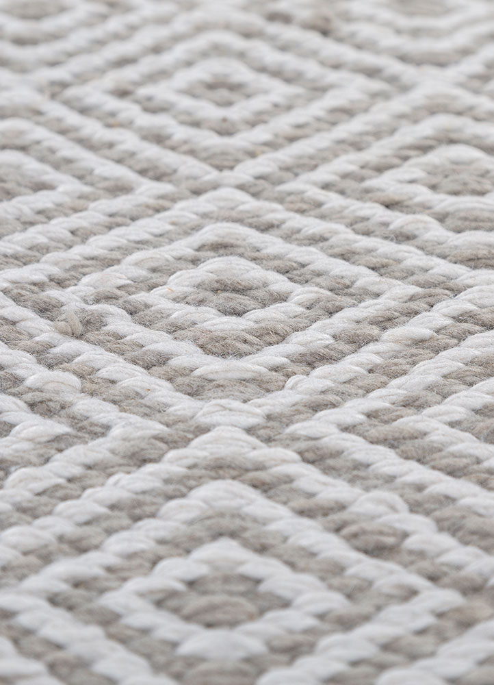 abrash ivory polyester flat weaves Rug - CloseUp
