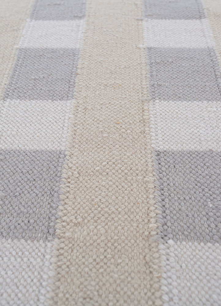 checkers ivory wool flat weaves Rug - CloseUp