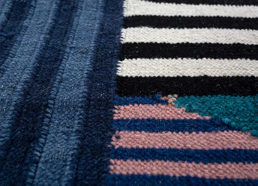 checkers blue wool flat weaves Rug - CloseUp