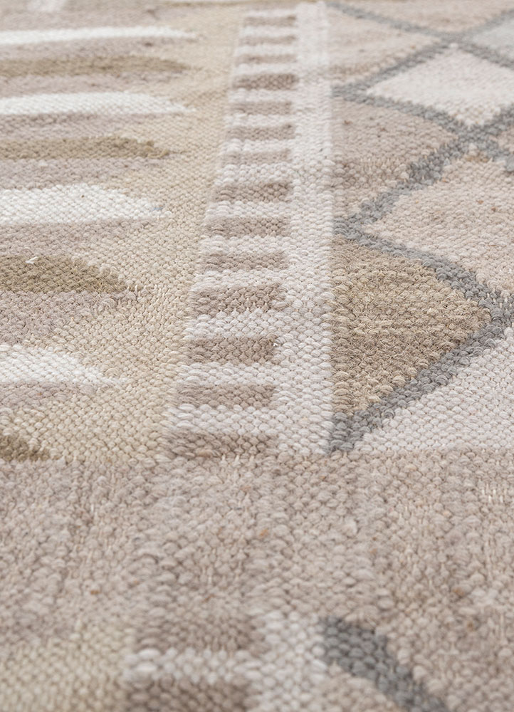 checkers ivory wool flat weaves Rug - CloseUp