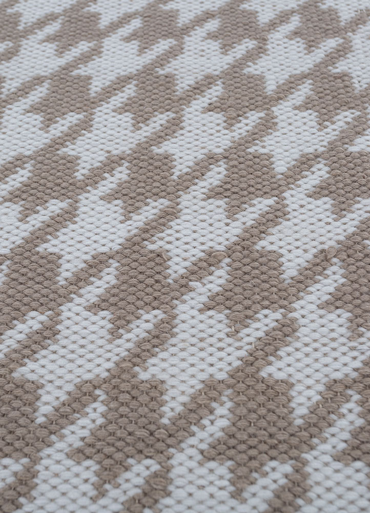 alhambra beige and brown wool flat weaves Rug - CloseUp