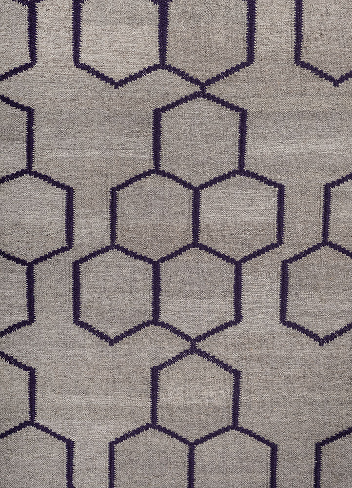 indusbar grey and black wool and viscose flat weaves Rug - CloseUp