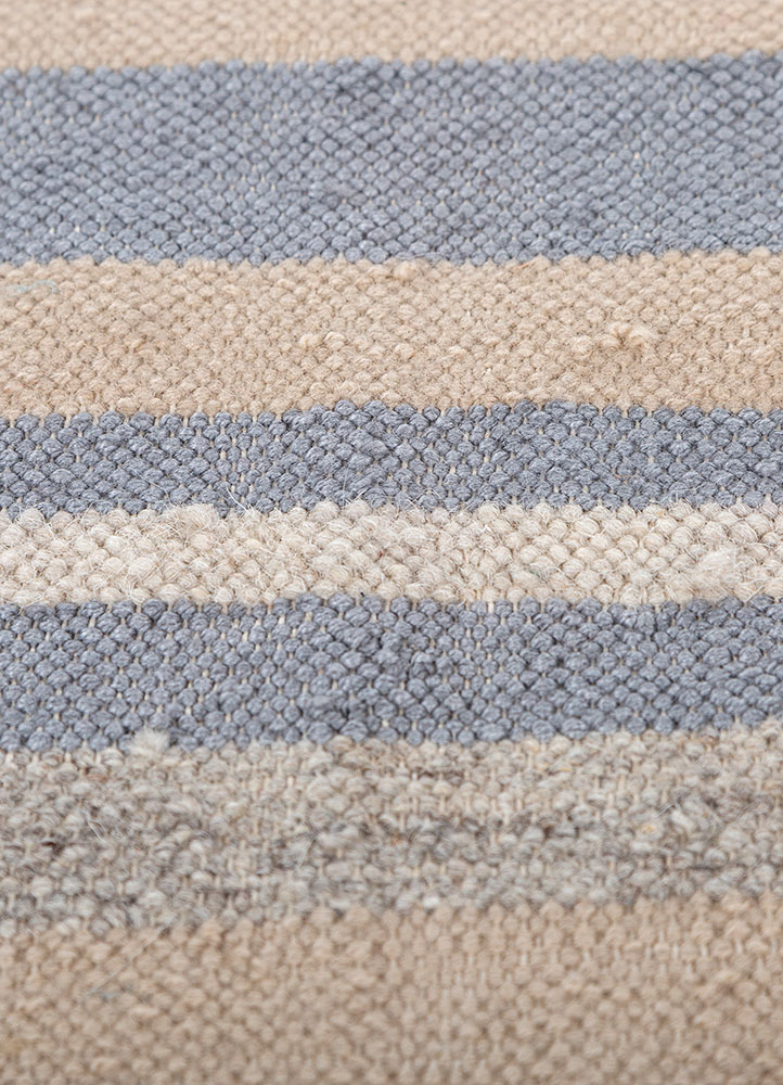 indusbar ivory wool flat weaves Rug - CloseUp