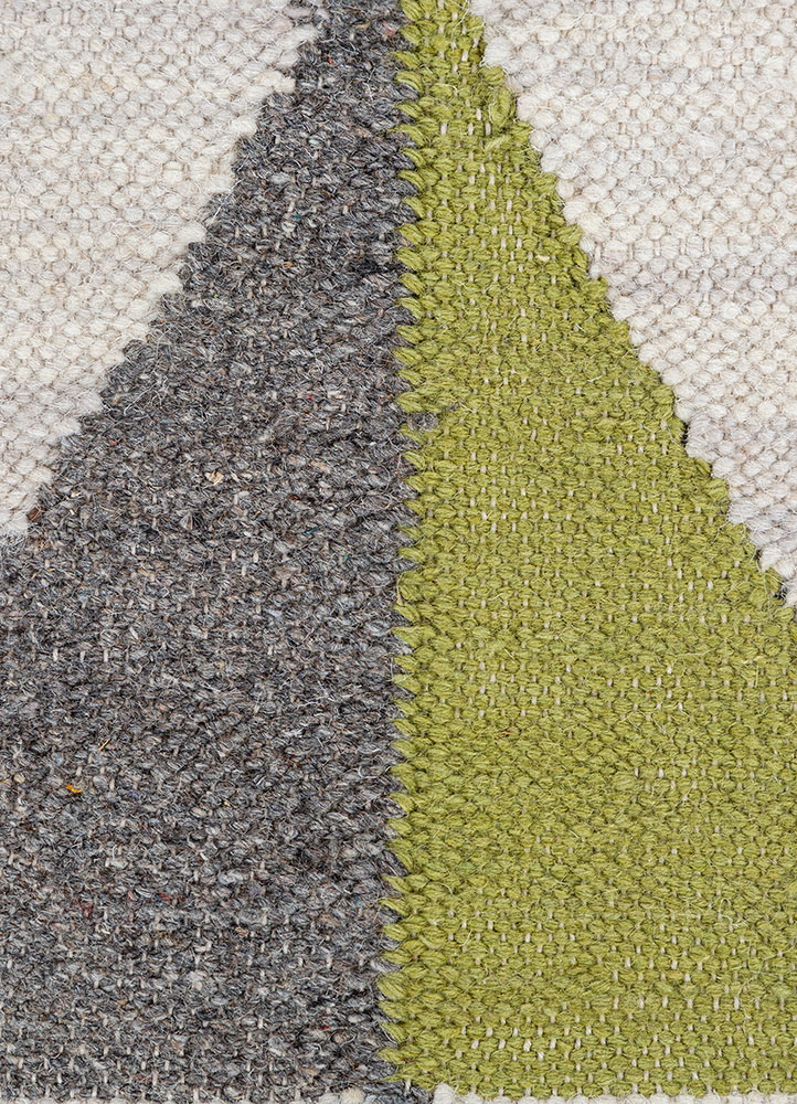 indusbar grey and black wool and viscose flat weaves Rug - CloseUp