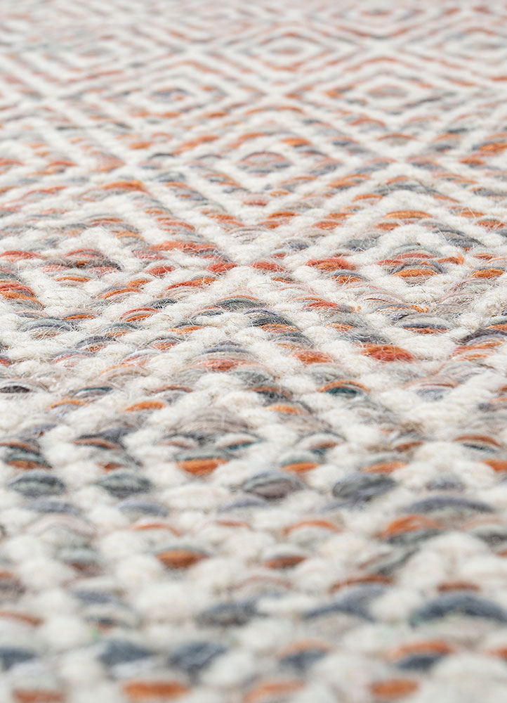 abrash red and orange wool and viscose flat weaves Rug - CloseUp