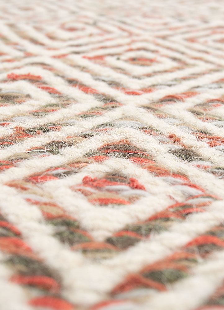 abrash red and orange wool and viscose flat weaves Rug - CloseUp