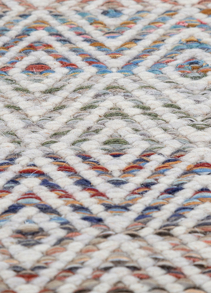 abrash red and orange wool and viscose flat weaves Rug - CloseUp