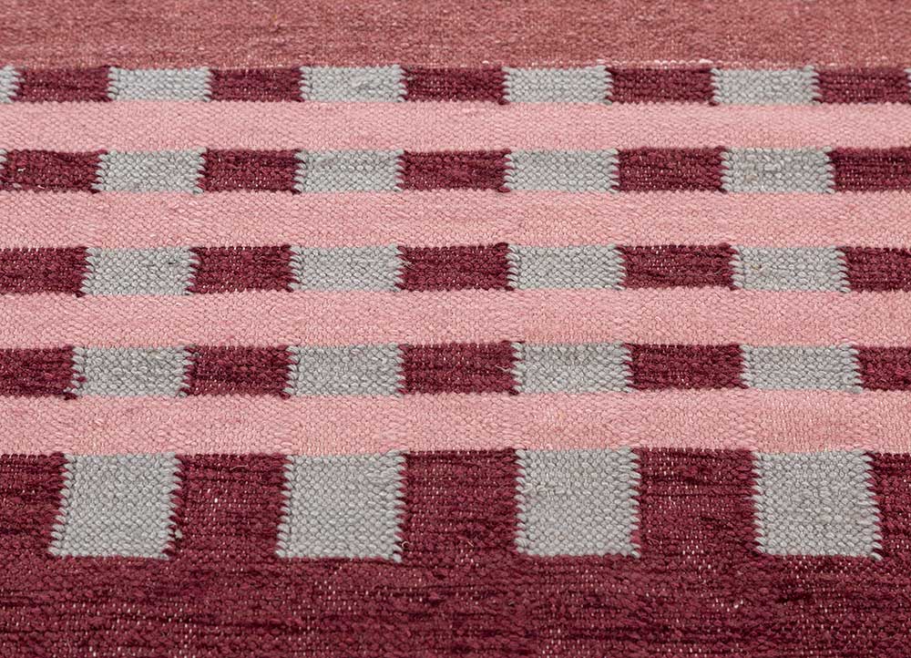 checkers red and orange wool and viscose flat weaves Rug - CloseUp