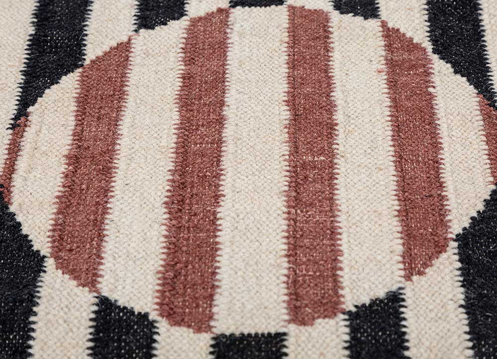 checkers ivory wool and viscose flat weaves Rug - CloseUp
