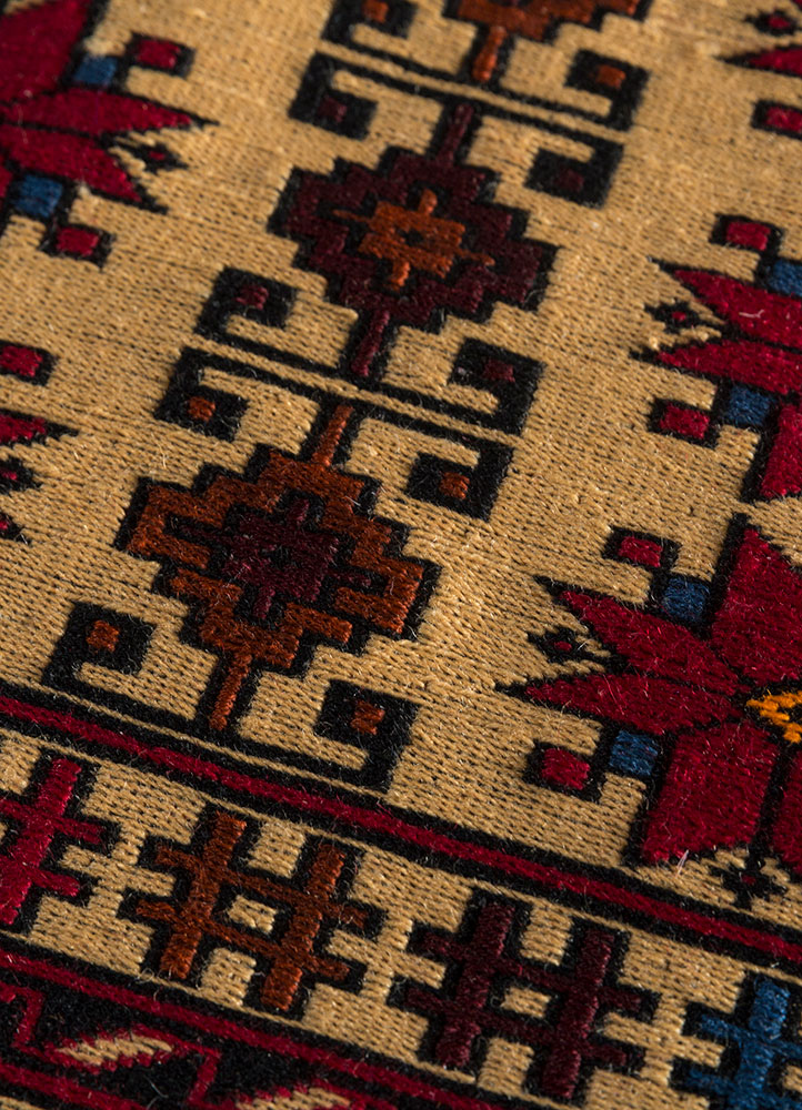 kiaan red and orange wool hand knotted Rug - CloseUp