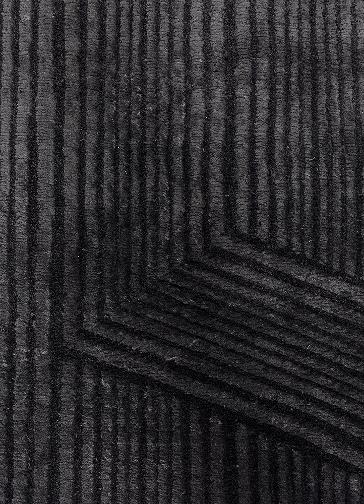verve grey and black acrylic hand knotted Rug - CloseUp
