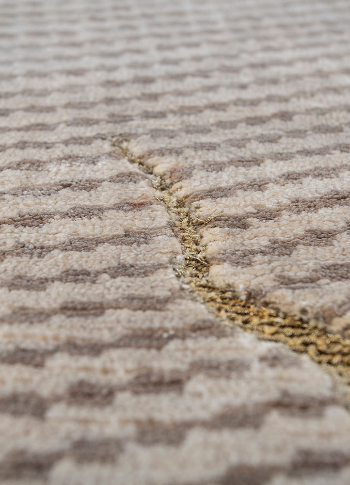 azalea ivory bamboo silk and zari hand knotted Rug - CloseUp
