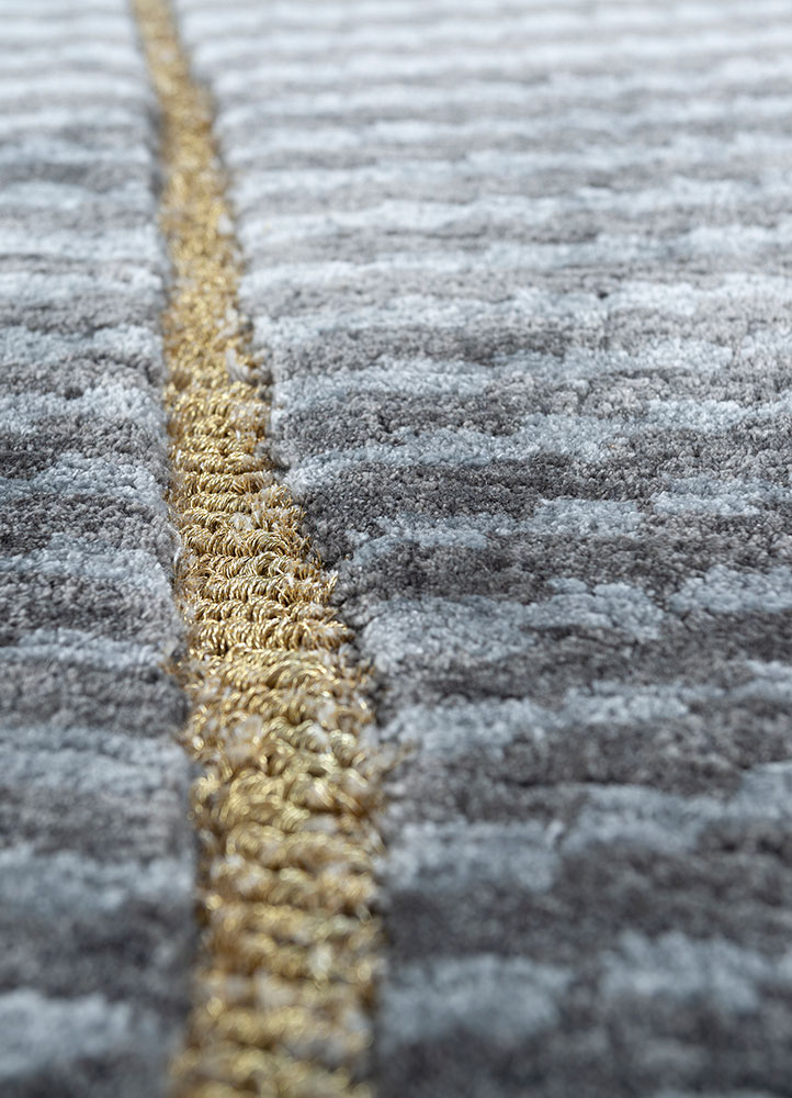 azalea blue bamboo silk hand knotted Rug - CloseUp