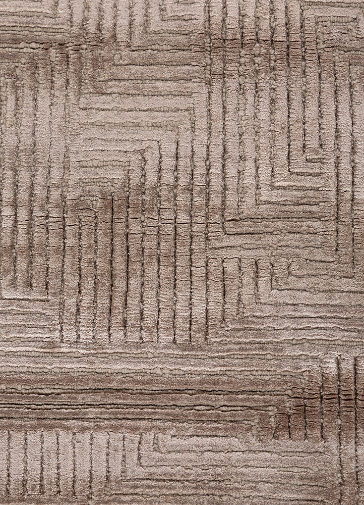 azalea beige and brown wool and bamboo silk hand knotted Rug - CloseUp