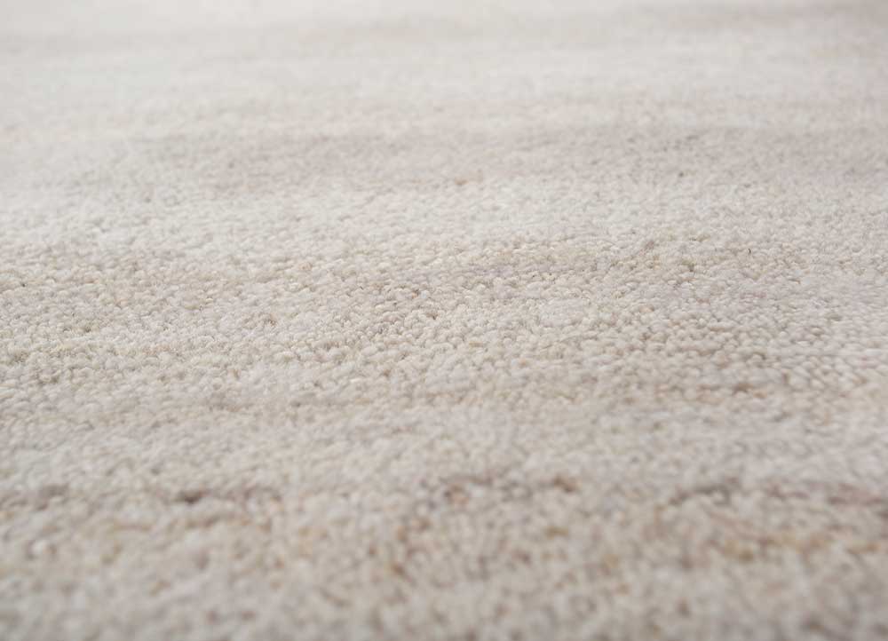 blythe ivory wool hand knotted Rug - CloseUp