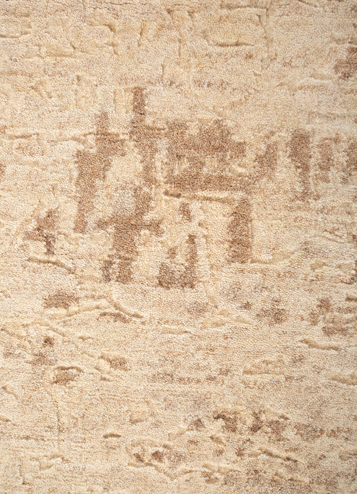 uvenuti beige and brown wool hand knotted Rug - CloseUp
