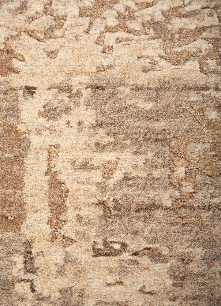 uvenuti beige and brown wool hand knotted Rug - CloseUp