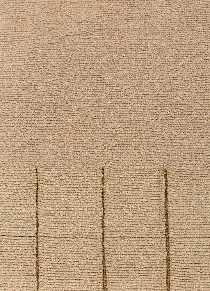 sthir gold wool hand knotted Rug - CloseUp