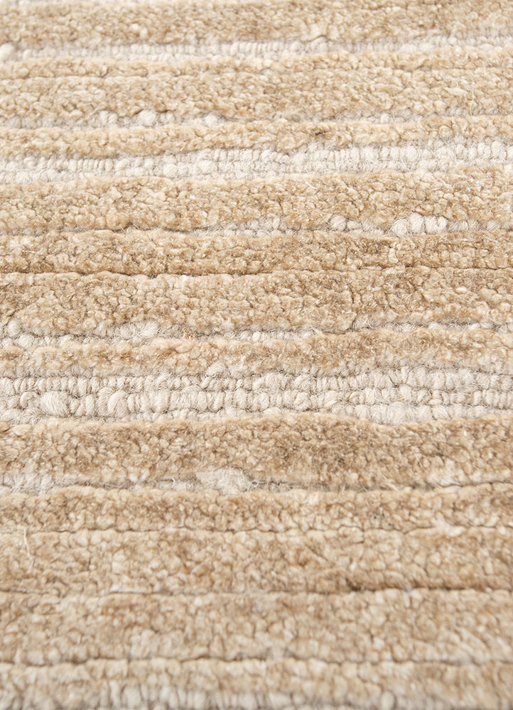 azalea beige and brown wool and silk hand knotted Rug - CloseUp