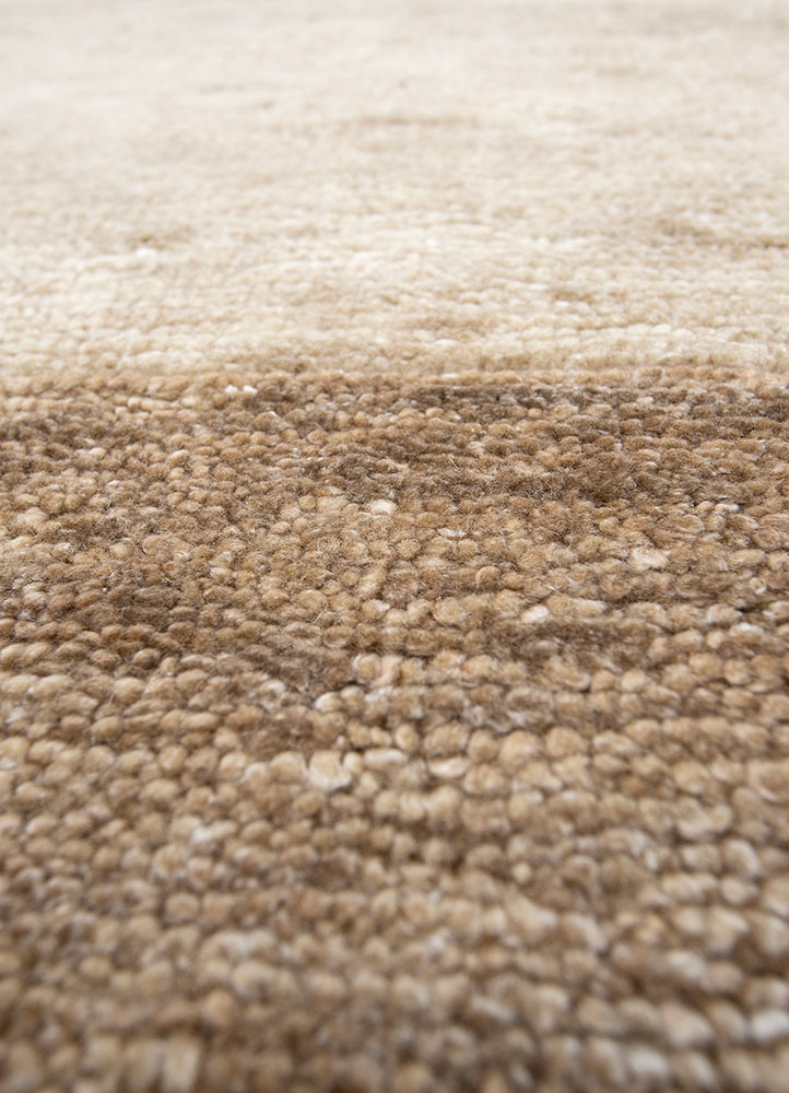 blythe beige and brown wool hand knotted Rug - CloseUp