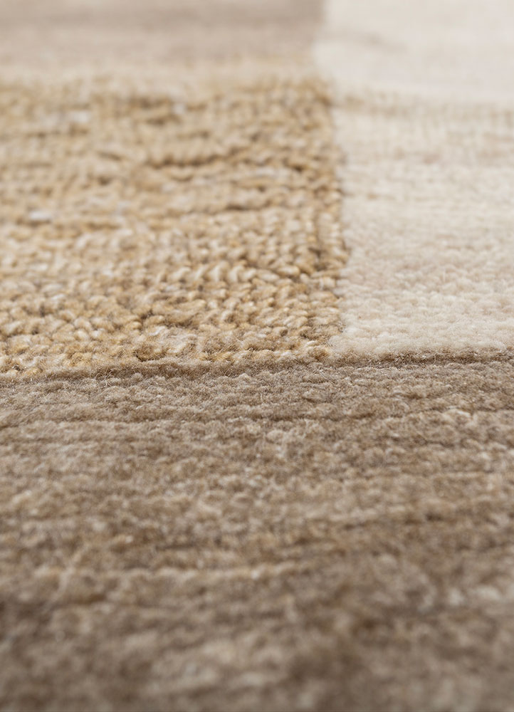 blythe beige and brown wool hand knotted Rug - CloseUp