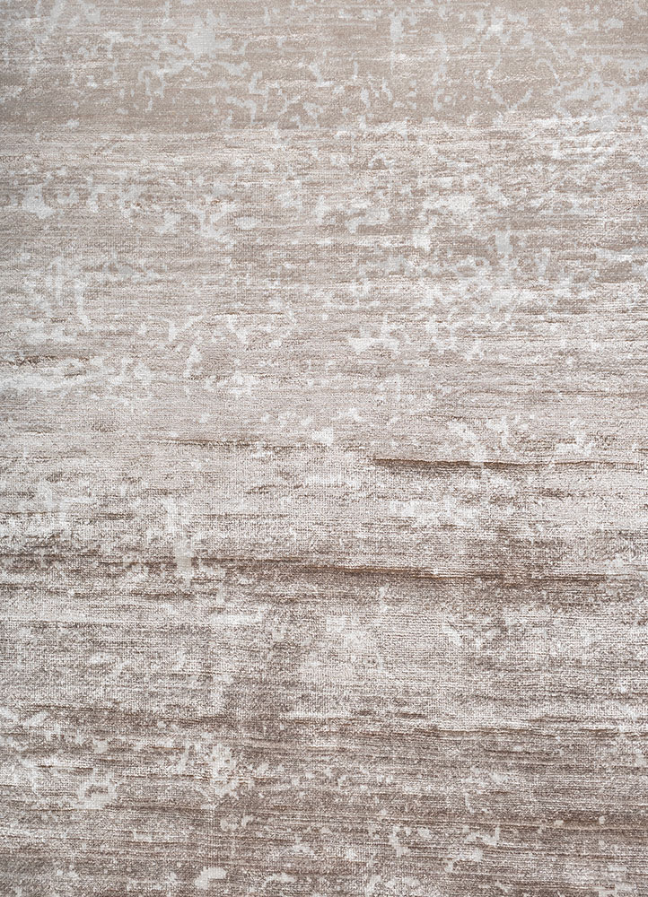 entropy ivory bamboo silk hand knotted Rug - CloseUp