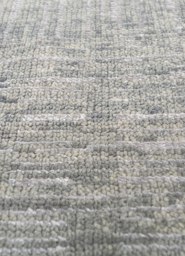 uvenuti blue wool and bamboo silk hand knotted Rug - CloseUp
