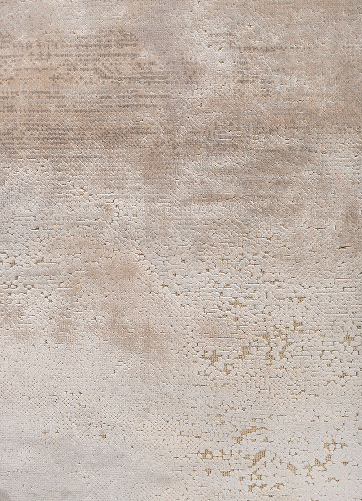 aprezo ivory wool and bamboo silk hand knotted Rug - CloseUp