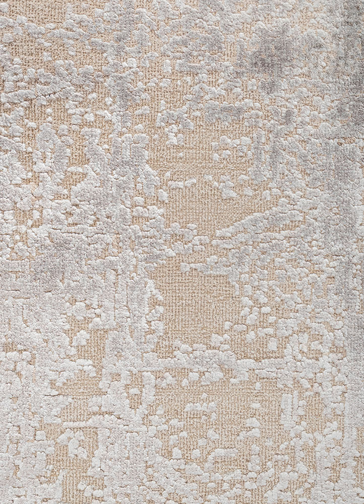 entropy ivory wool and bamboo silk hand knotted Rug - CloseUp